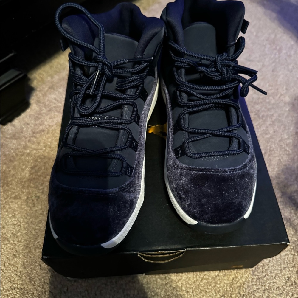 Jordan 11 Retro Midnight Blue boys 3y